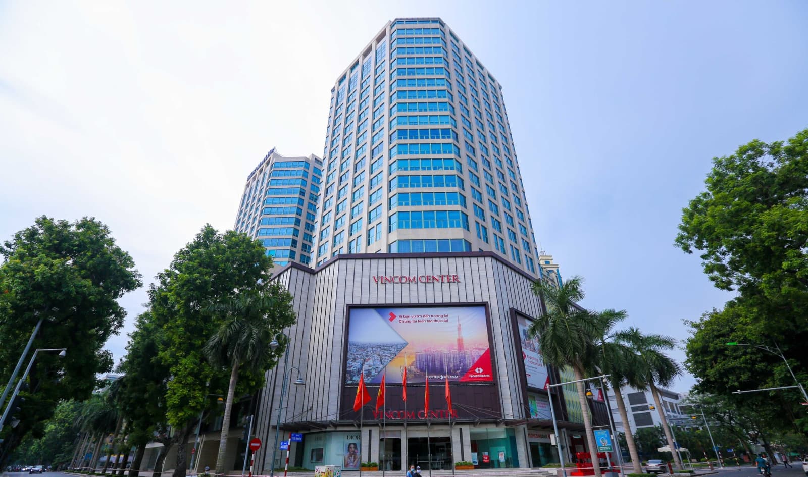 Nightfall — club in Hai Bà Trưng