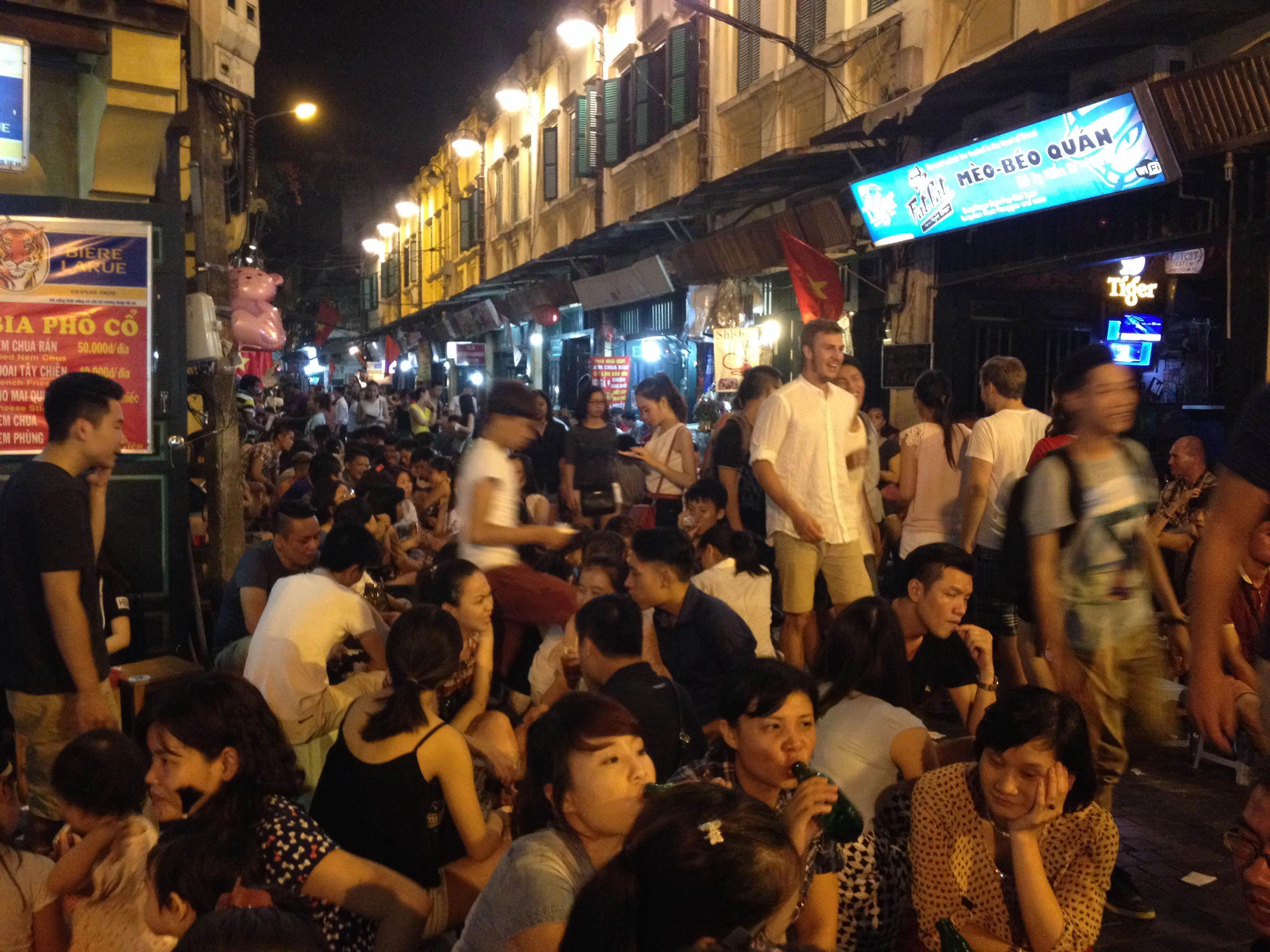 Bia Hơi Tạ Hiện — craft beer in Hoan Kiem
