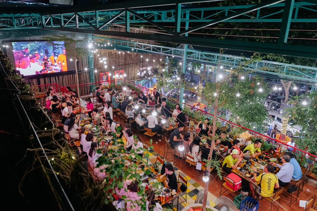 Copper Still — cocktail bar in Hai Bà Trưng