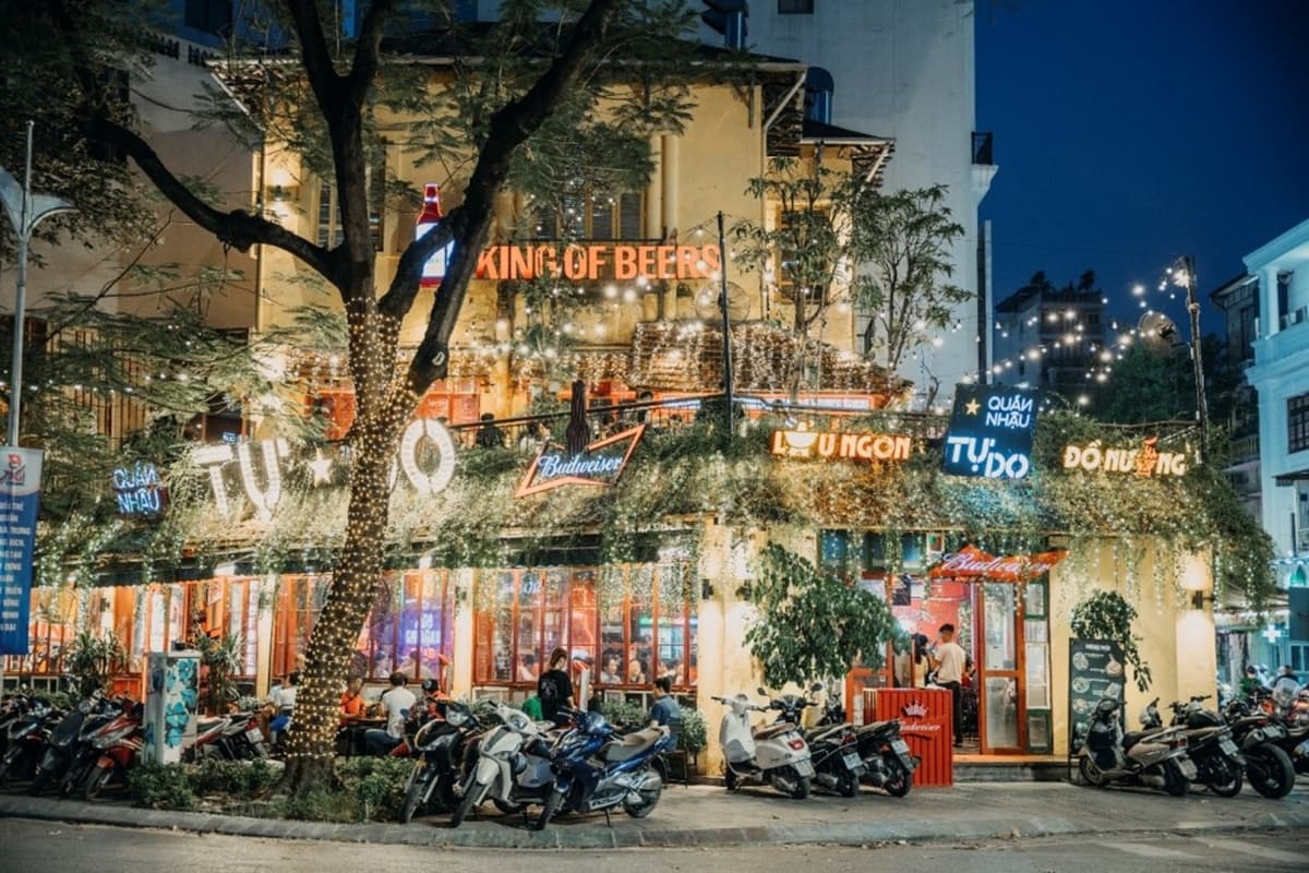 Brewsters — craft beer in Hai Bà Trưng